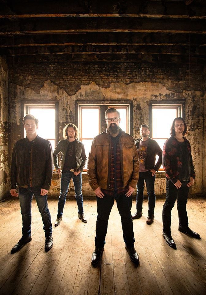 HOME FREE — DIVE BAR SAINTS WORLD TOUR